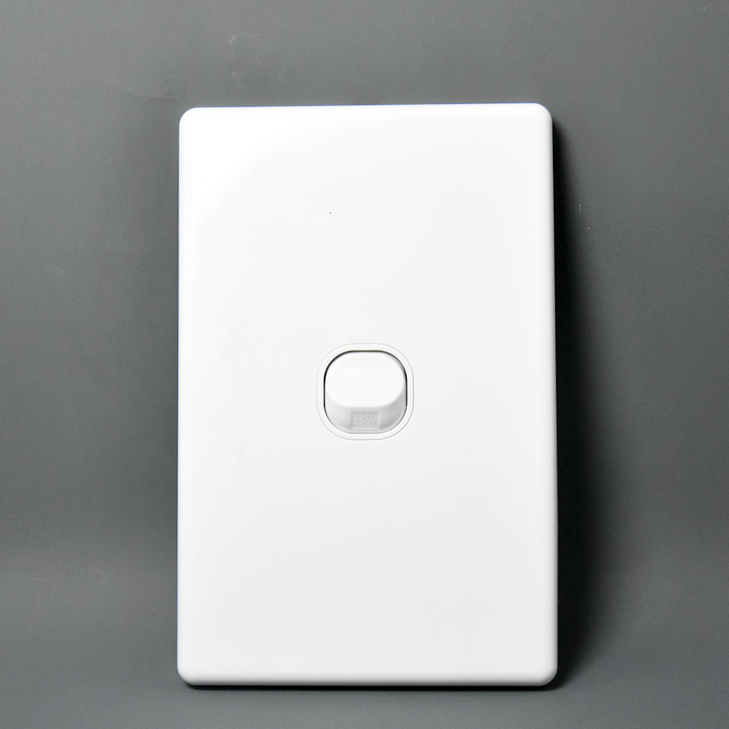 1 Single Gang Switch 10A 250V Vertical- Star Sparky Direct
